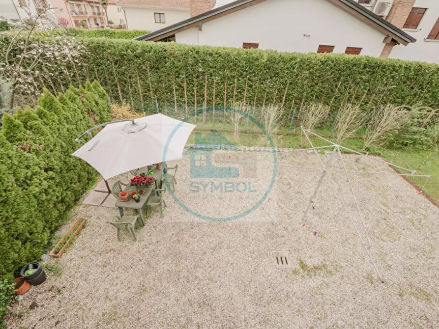 Immagine 8 di Casa bifamiliare in vendita  in Via Milano a Salzano