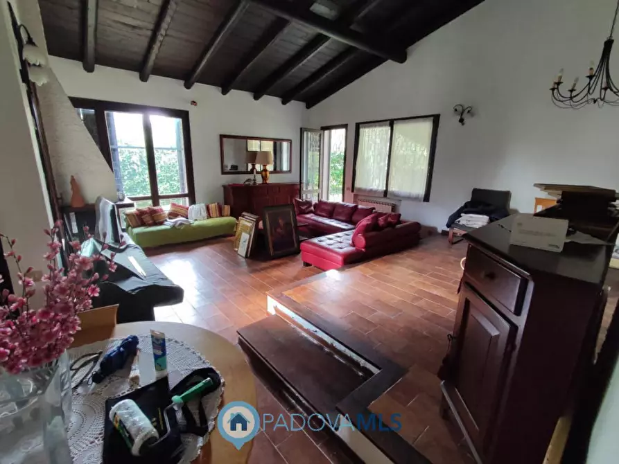 Immagine 2 di Casa bifamiliare in vendita  in Via Friuli 1 a Selvazzano Dentro