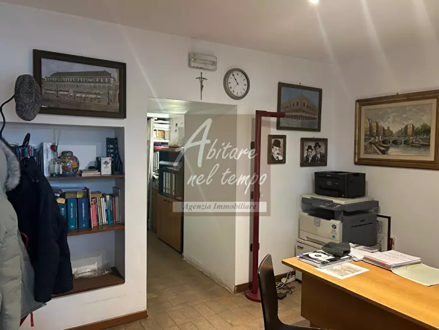 Immagine 3 di Palazzo in vendita  in via roma 1 a Piazzola Sul Brenta