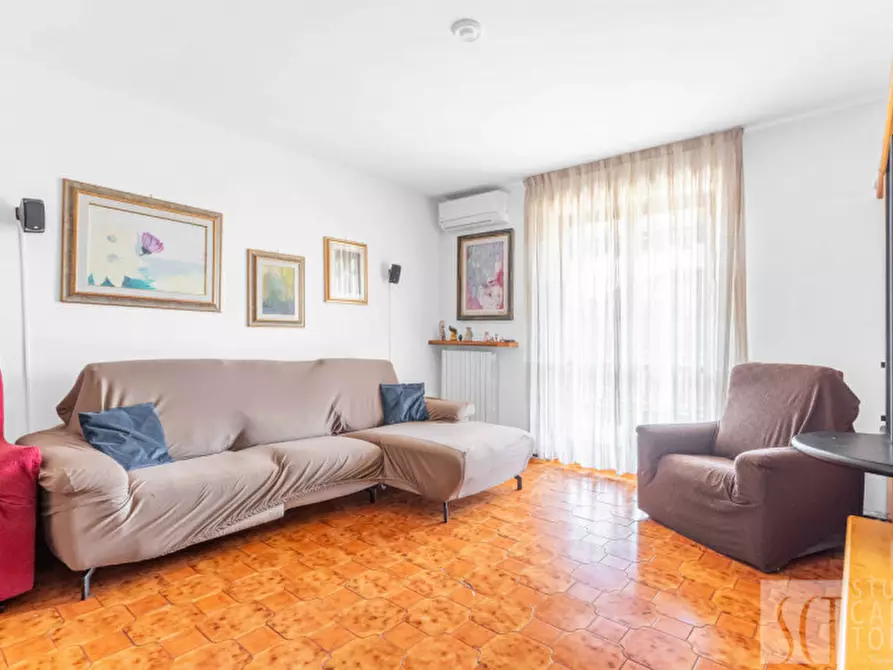 Immagine 4 di Appartamento in vendita  in Via Enrico Fermi, 20 a Cesano Boscone