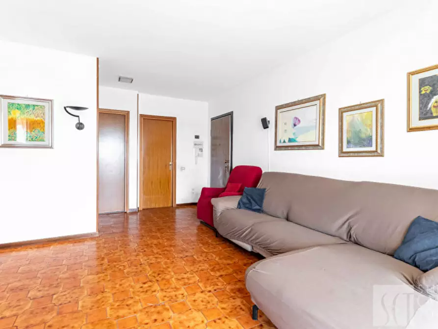 Immagine 5 di Appartamento in vendita  in Via Enrico Fermi, 20 a Cesano Boscone