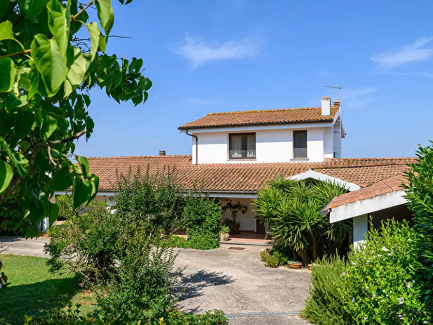 Immagine 2 di Villa in vendita  in via monte soratte a Morlupo