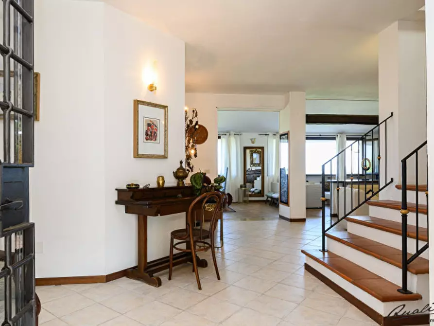 Immagine 8 di Villa in vendita  in via monte soratte a Morlupo