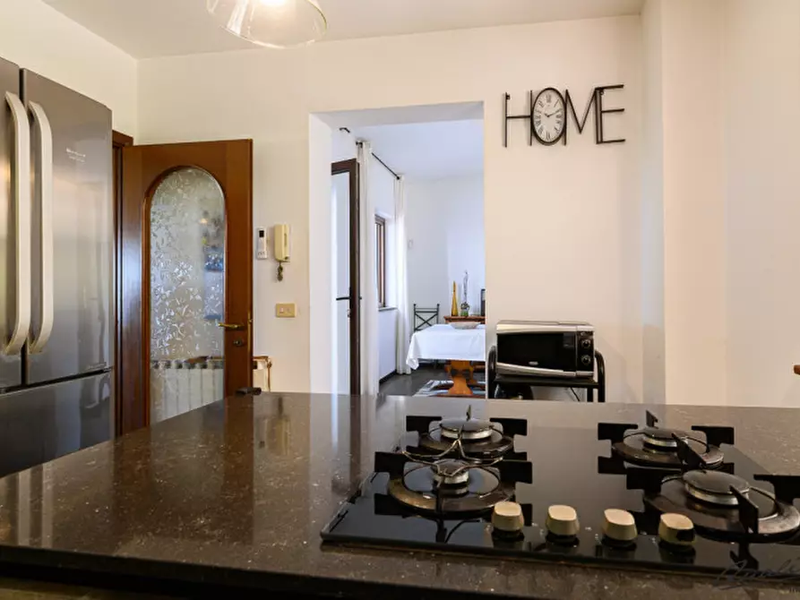 Immagine 21 di Villa in vendita  in via monte soratte a Morlupo