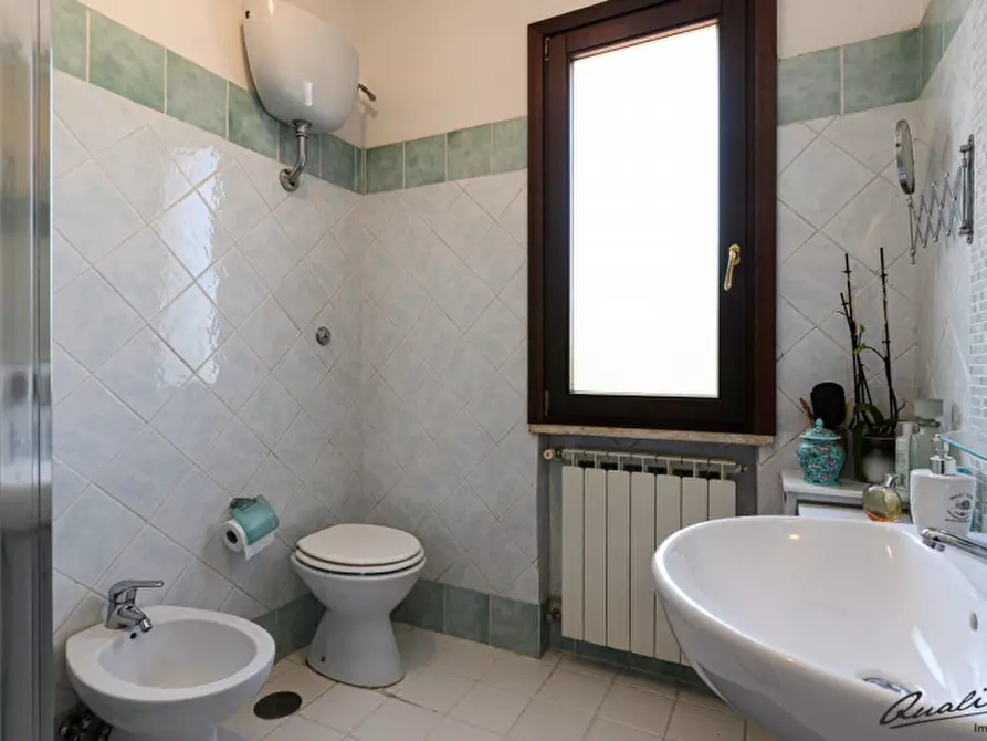 Immagine 28 di Villa in vendita  in via monte soratte a Morlupo