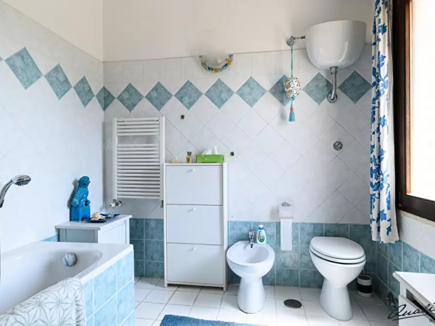 Immagine 34 di Villa in vendita  in via monte soratte a Morlupo