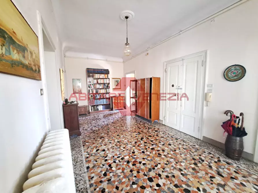 Immagine 2 di Appartamento in vendita  in Via sandro gallo 34 a Venezia