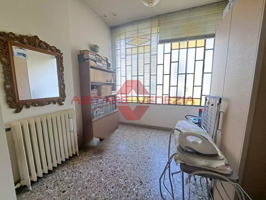 Immagine 5 di Appartamento in vendita  in Via sandro gallo 34 a Venezia