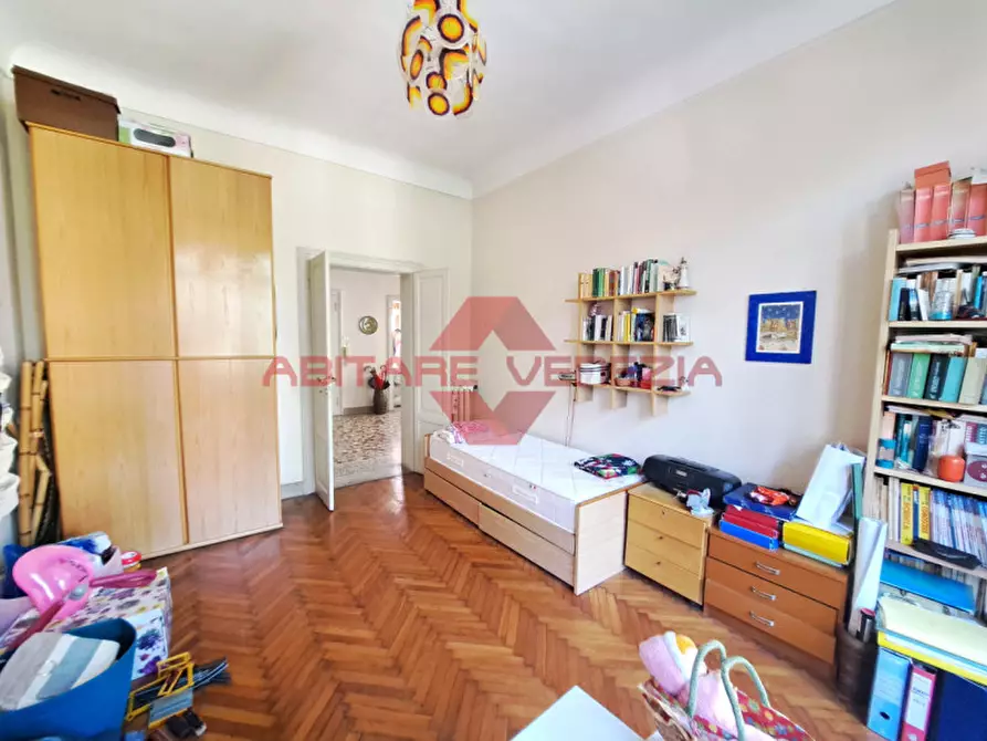 Immagine 15 di Appartamento in vendita  in Via sandro gallo 34 a Venezia