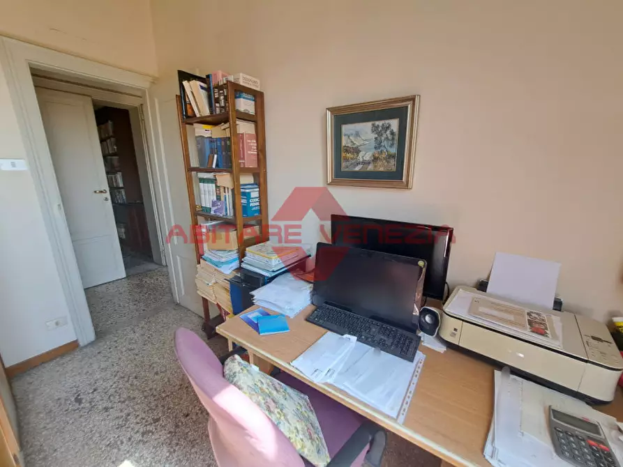 Immagine 30 di Appartamento in vendita  in Via sandro gallo 34 a Venezia