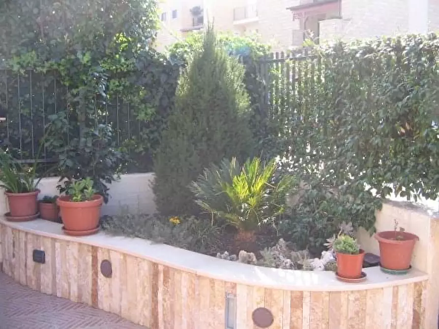 Immagine 3 di Casa bifamiliare in vendita  in Via Berlino a Altamura