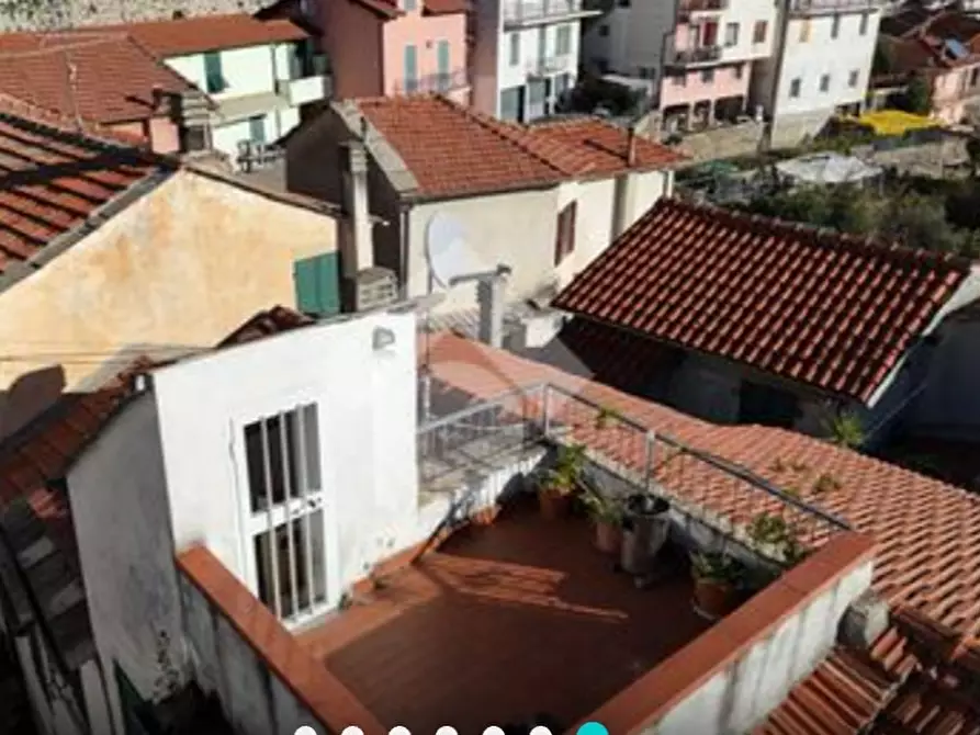 Immagine 2 di Casa indipendente in vendita  in Via Edmondo de Amicis a Pietrabruna