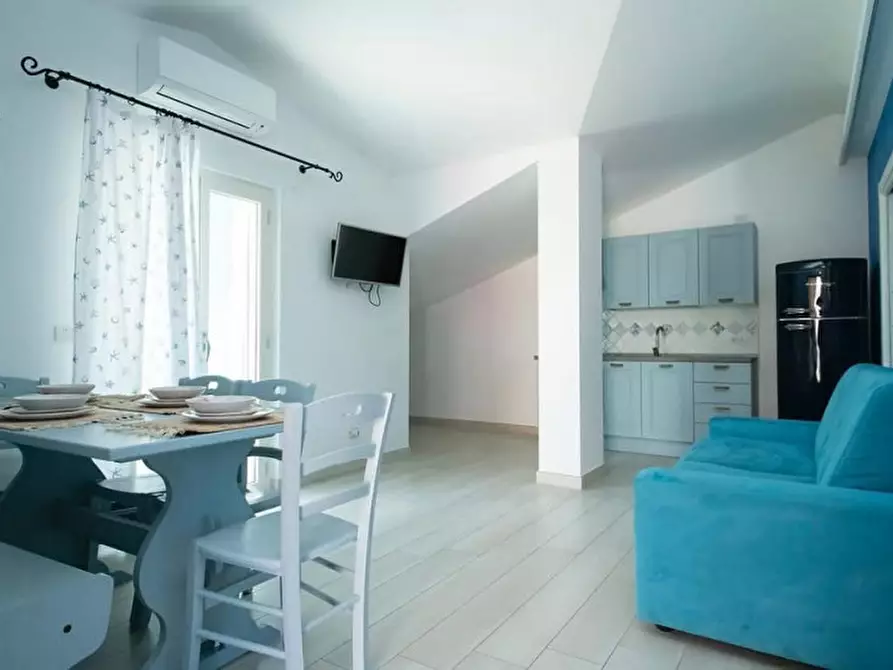 Immagine 4 di Appartamento in affitto  in Viale Uria, 80 a Ischitella