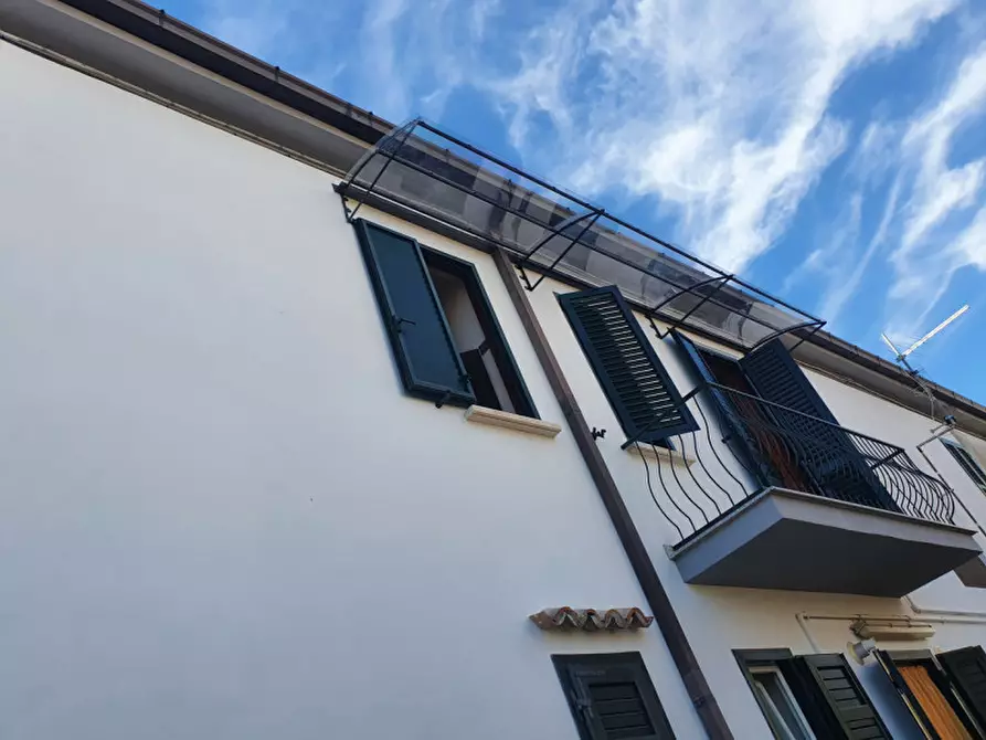 Immagine 2 di Appartamento in vendita  in Viale Cerri, 19 a Montelapiano