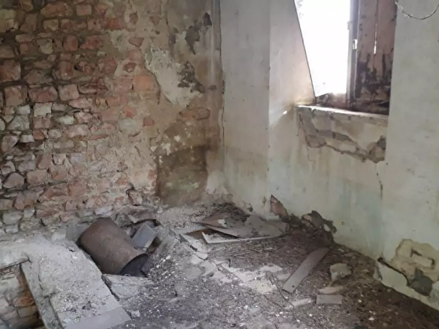 Immagine 2 di Casa indipendente in vendita  in Prosano a Arcevia