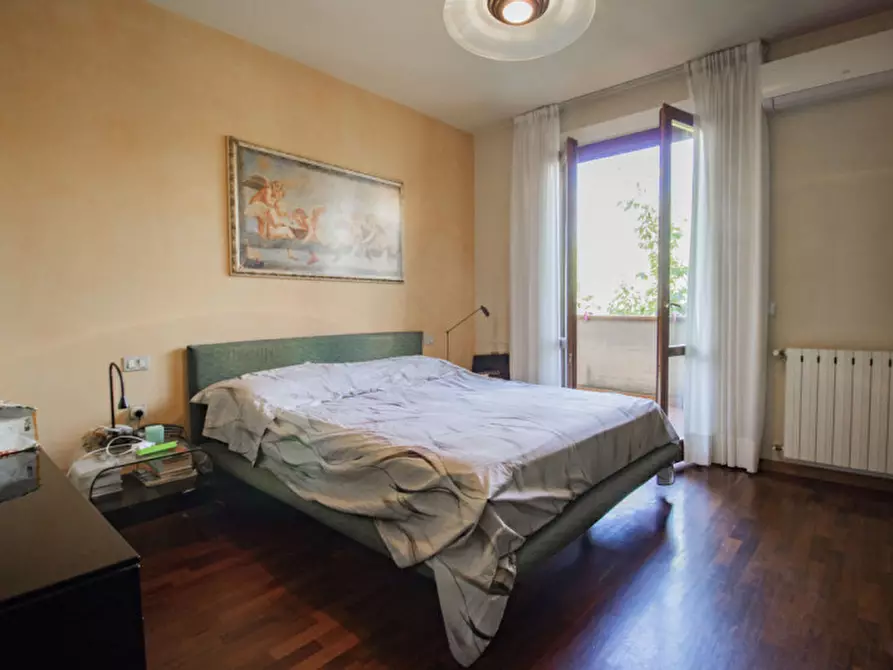 Immagine 11 di Villetta a schiera in vendita  a Prato