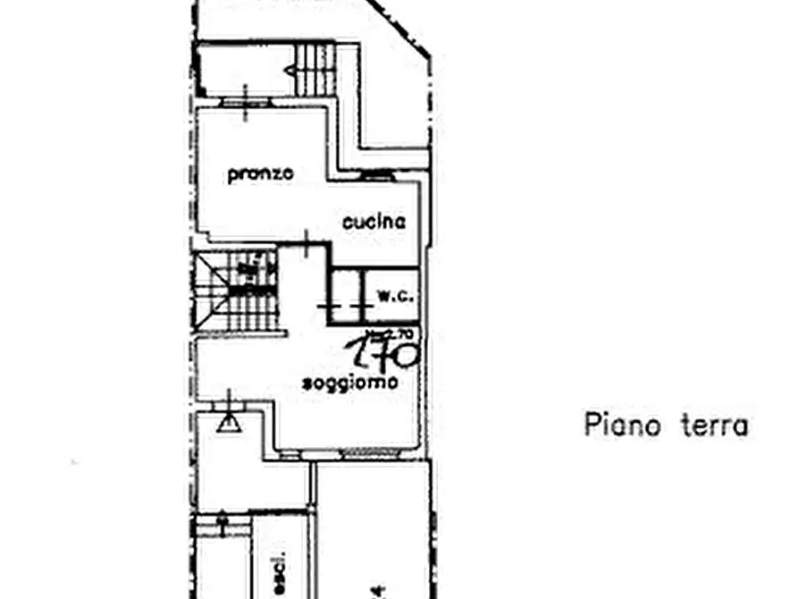 Immagine 17 di Villetta a schiera in vendita  a Prato