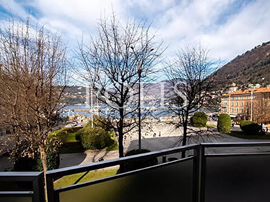 Immagine 1 di Appartamento in affitto  in PIAZZA CAVOUR a Como