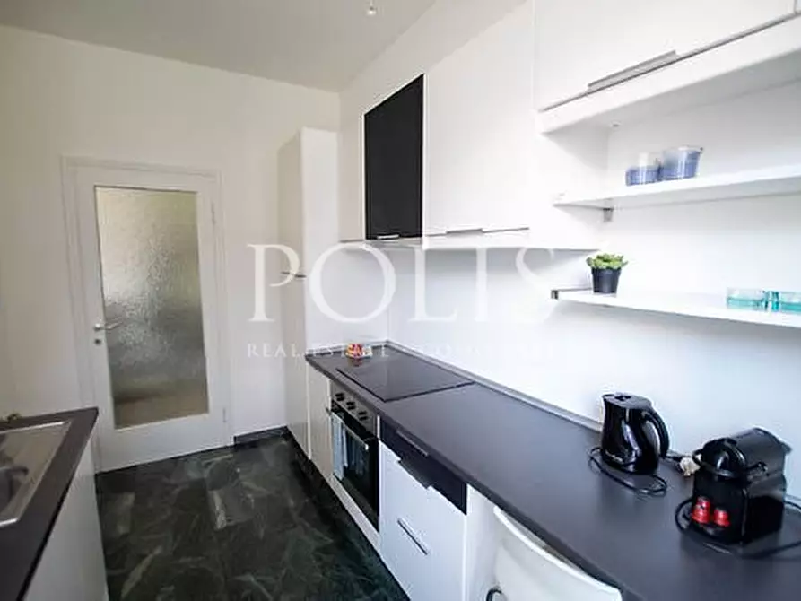 Immagine 9 di Appartamento in affitto  in PIAZZA CAVOUR a Como