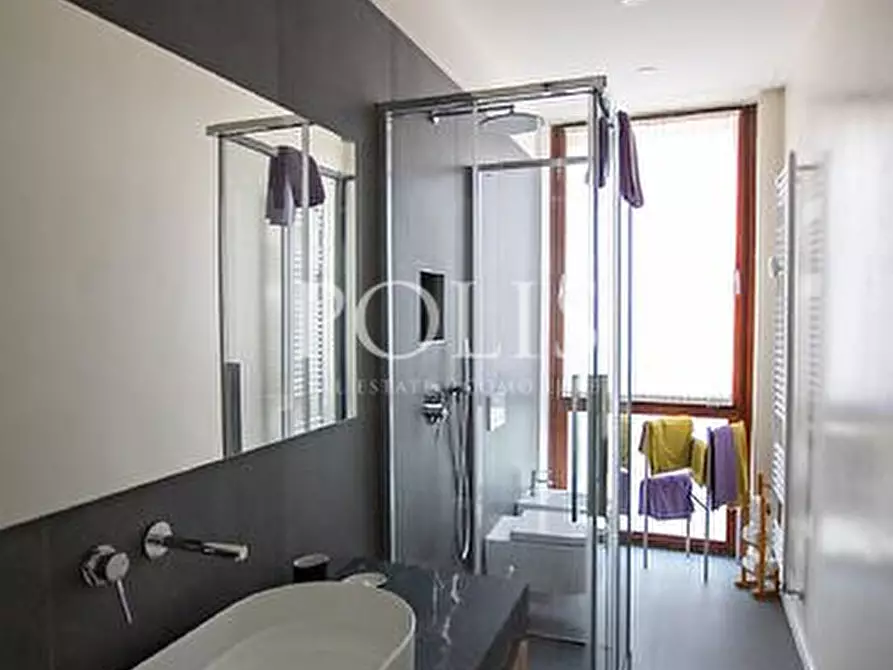 Immagine 11 di Appartamento in affitto  in PIAZZA CAVOUR a Como