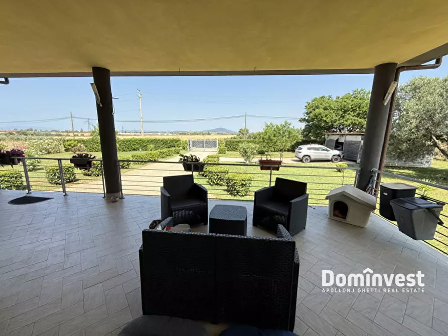 Immagine 10 di Villa in vendita  in Strada Querciolare a Montalto Di Castro