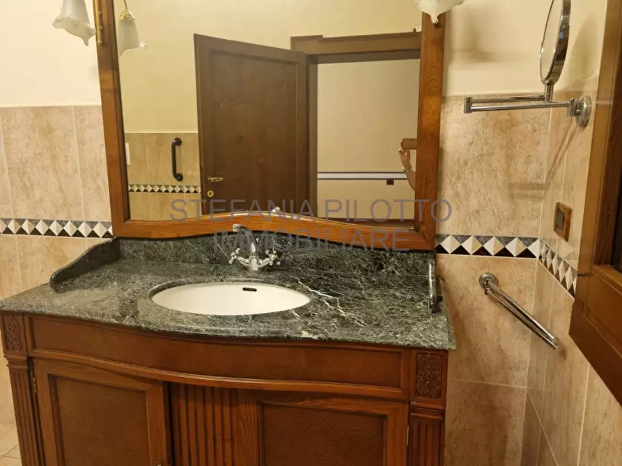 Immagine 13 di Camera in affitto  in Via Giuseppe Durer a Padova