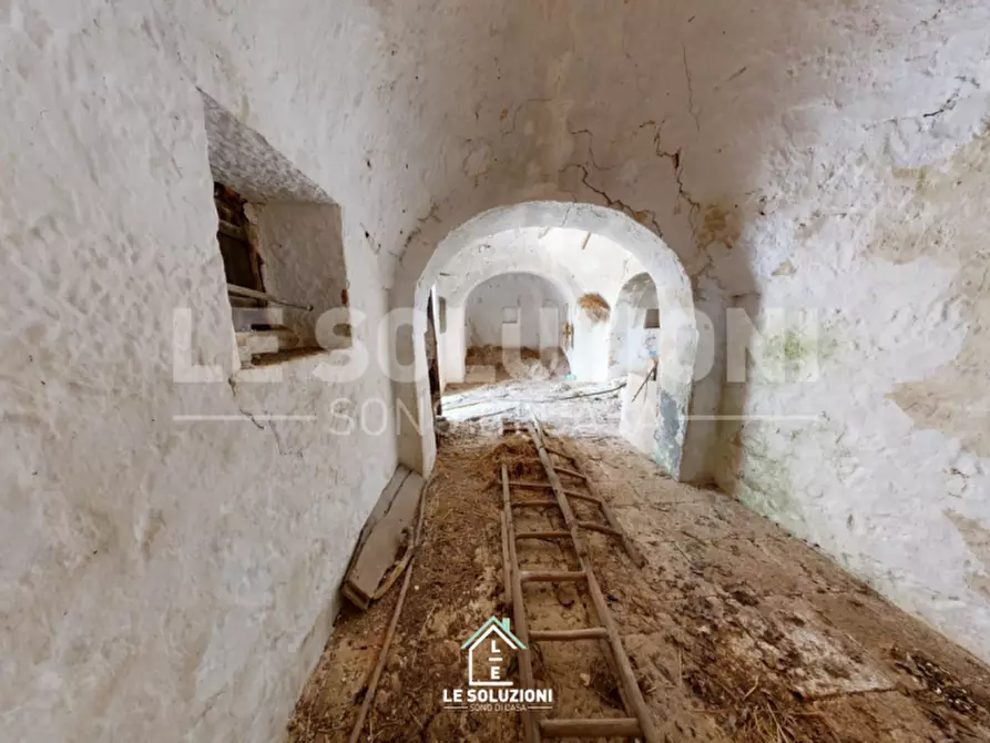 Immagine 14 di Rustico / casale in vendita  in STRADA COMUNALE LA CUPA I a Putignano