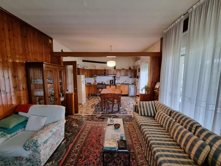 Immagine 9 di Casa indipendente in vendita  in via priare a Zovencedo