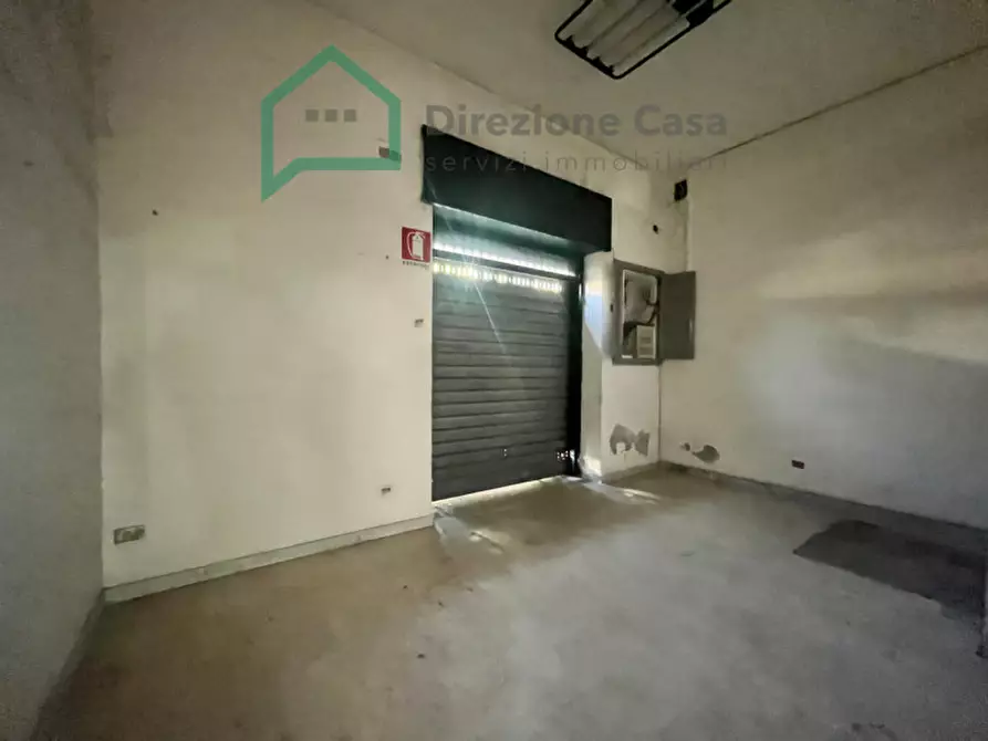 Immagine 6 di Negozio in affitto  in VIA GENERALE FRANCESCO PIGNATELLI a Napoli