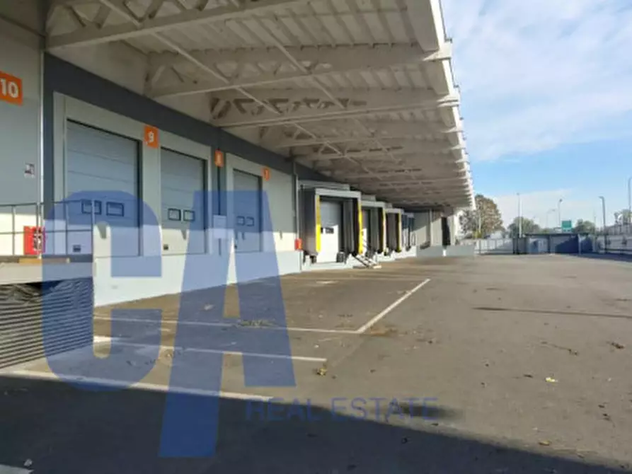 Immagine 12 di Laboratorio in affitto  in VIA MECENATE a Milano