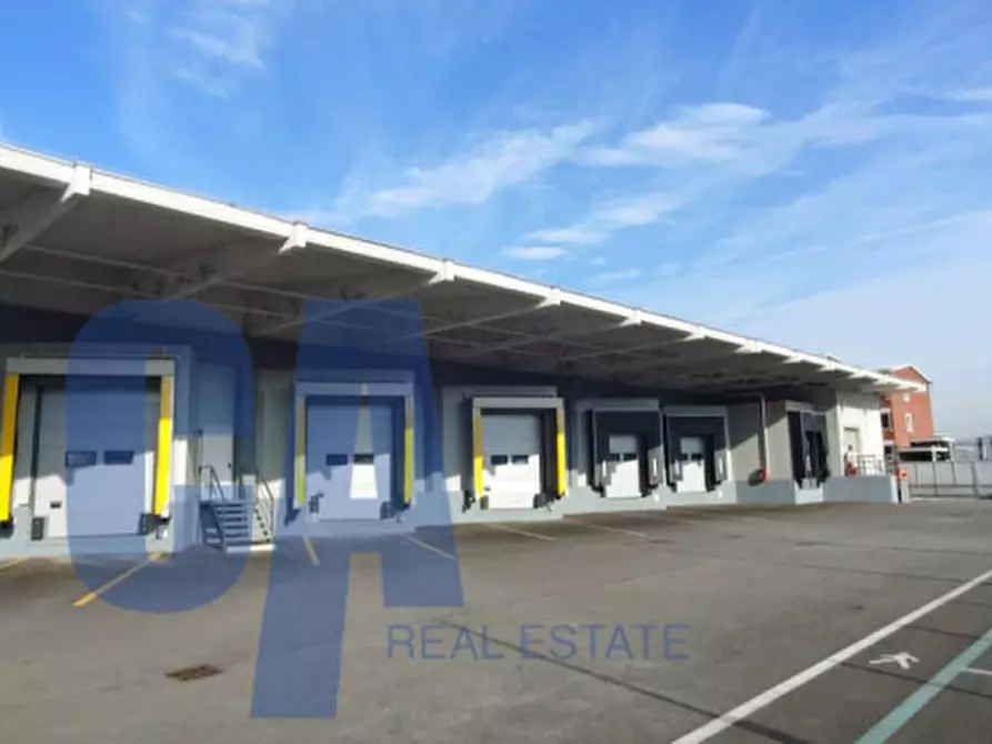 Immagine 13 di Laboratorio in affitto  in VIA MECENATE a Milano