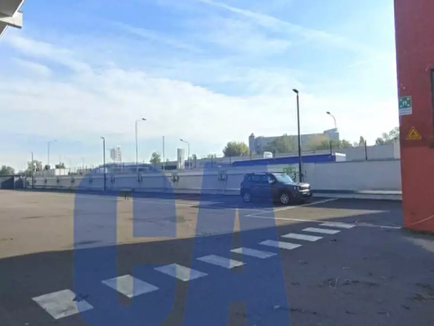 Immagine 16 di Capannone industriale in affitto  in VIA MECENATE a Milano