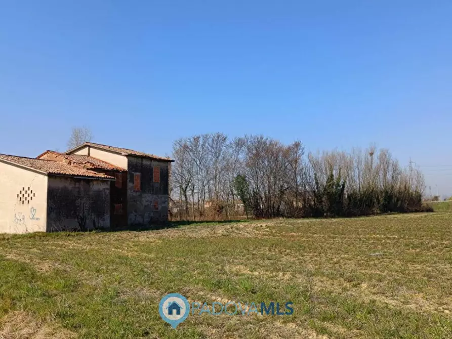 Immagine 1 di Casa indipendente in vendita  in via molini a Villafranca Padovana