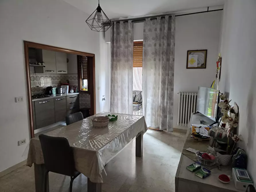 Immagine 4 di Appartamento in vendita  in Via Giuseppe Parini  27 a Campi Bisenzio