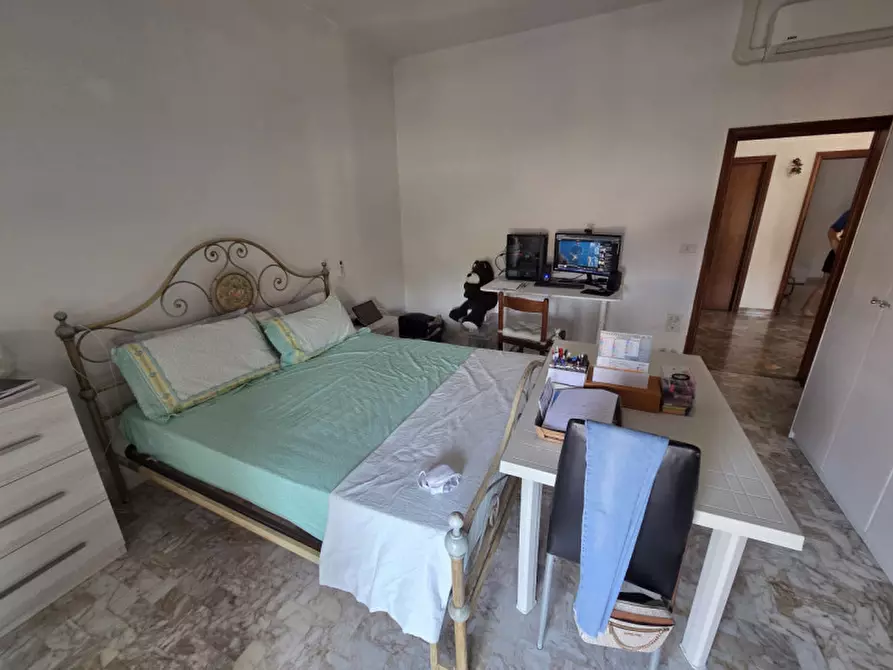 Immagine 7 di Appartamento in vendita  in Via Giuseppe Parini  27 a Campi Bisenzio