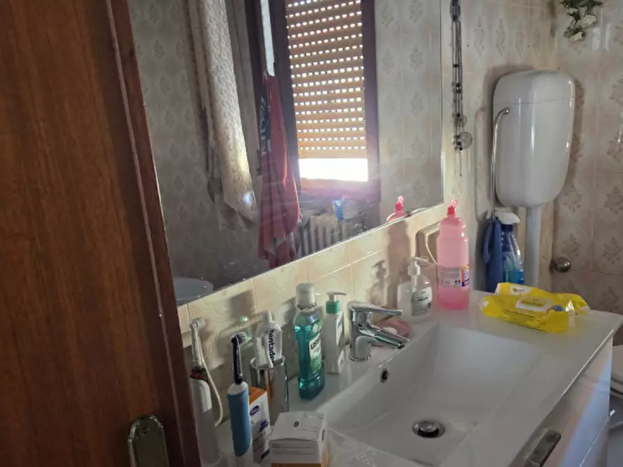 Immagine 8 di Appartamento in vendita  in Via Giuseppe Parini  27 a Campi Bisenzio