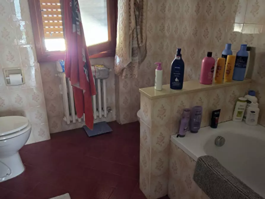 Immagine 9 di Appartamento in vendita  in Via Giuseppe Parini  27 a Campi Bisenzio