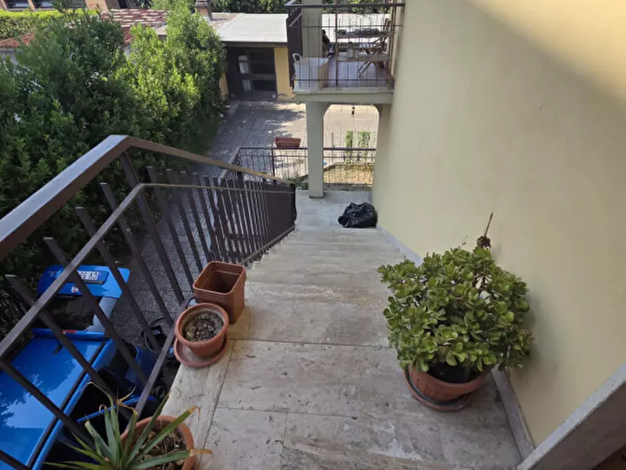 Immagine 10 di Appartamento in vendita  in Via Giuseppe Parini  27 a Campi Bisenzio