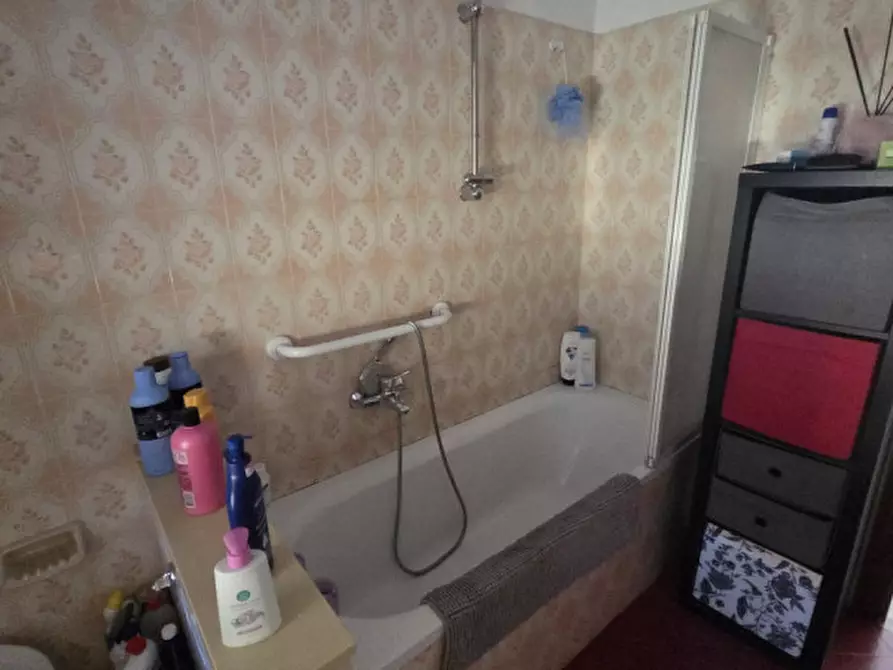 Immagine 12 di Appartamento in vendita  in Via Giuseppe Parini  27 a Campi Bisenzio