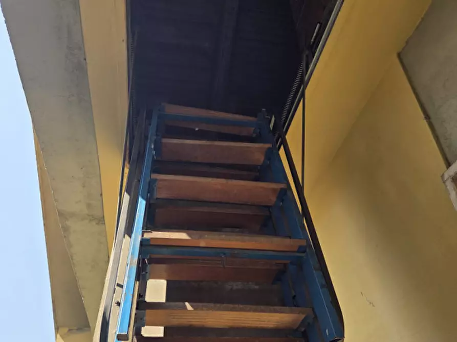 Immagine 29 di Appartamento in vendita  in Via Giuseppe Parini  27 a Campi Bisenzio