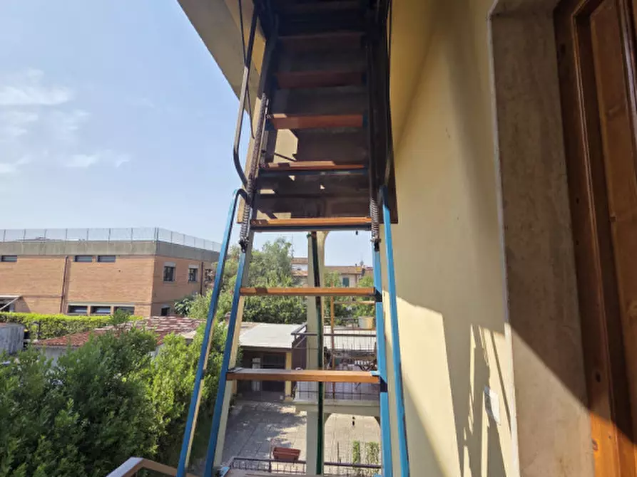 Immagine 30 di Appartamento in vendita  in Via Giuseppe Parini  27 a Campi Bisenzio