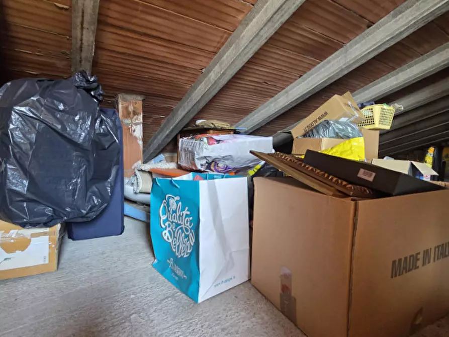 Immagine 31 di Appartamento in vendita  in Via Giuseppe Parini  27 a Campi Bisenzio