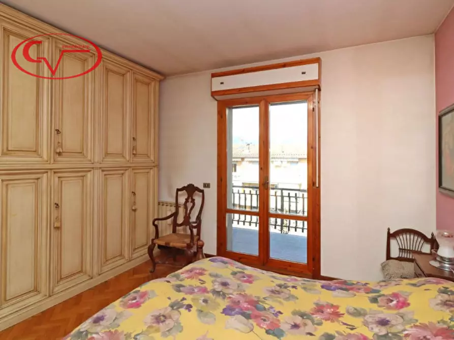 Immagine 14 di Appartamento in vendita  in piazza della repubblica a Montevarchi