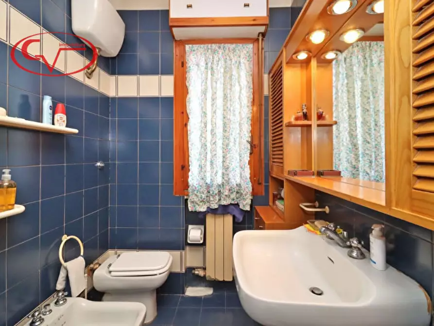 Immagine 23 di Appartamento in vendita  in piazza della repubblica a Montevarchi