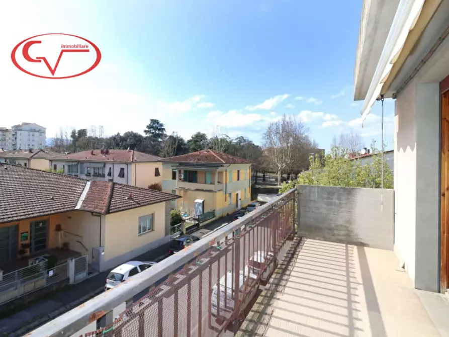 Immagine 31 di Appartamento in vendita  in piazza della repubblica a Montevarchi