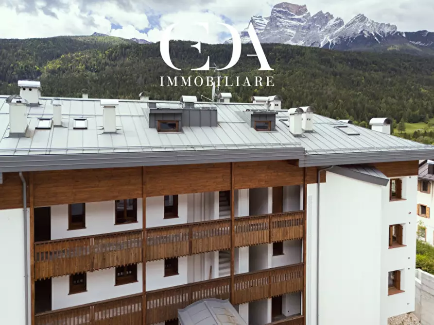 Immagine 8 di Appartamento in vendita  in via pier fortunato calvi 8 a Borca Di Cadore