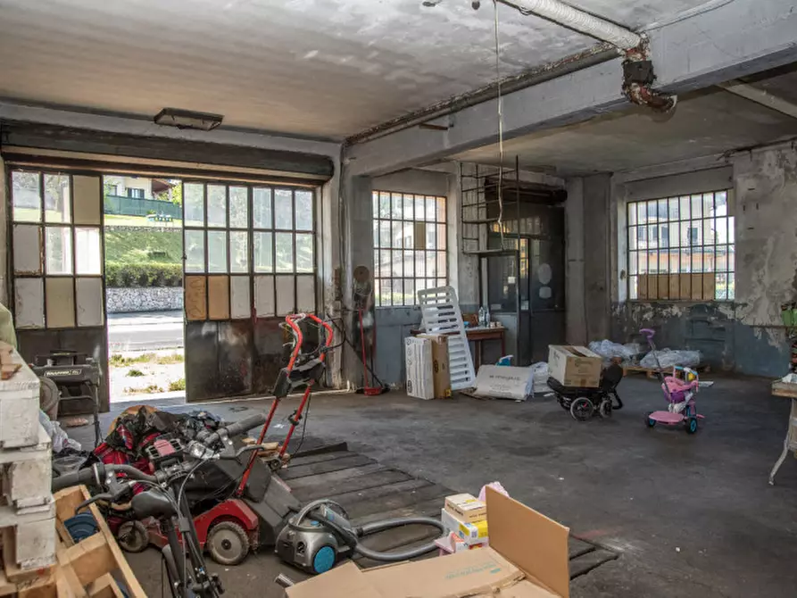 Immagine 7 di Magazzino in vendita  in Via Lessini a Cerro Veronese