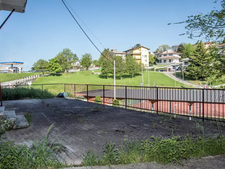 Immagine 1 di Appartamento in vendita  in via lessini a Cerro Veronese