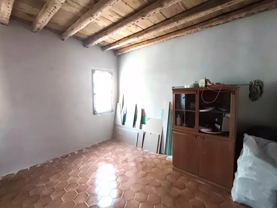 Immagine 7 di Palazzo in vendita  in VIA CALLE  SEMINARIO a Chioggia