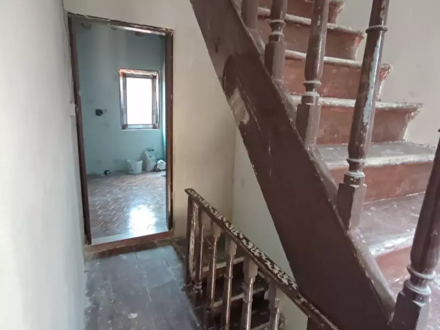 Immagine 7 di Palazzo in vendita  in VIA CALLE  SEMINARIO a Chioggia